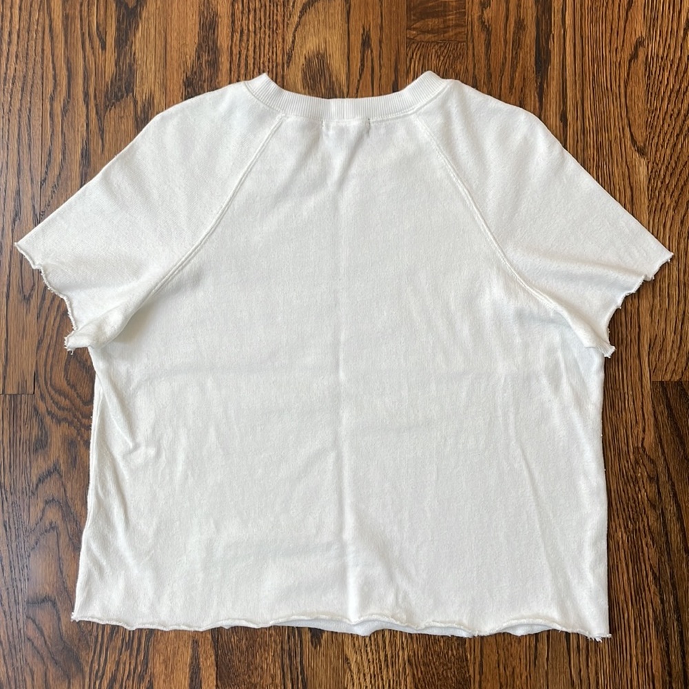 Monrow Cut-off Raglan Tee - Picture 8 of 11